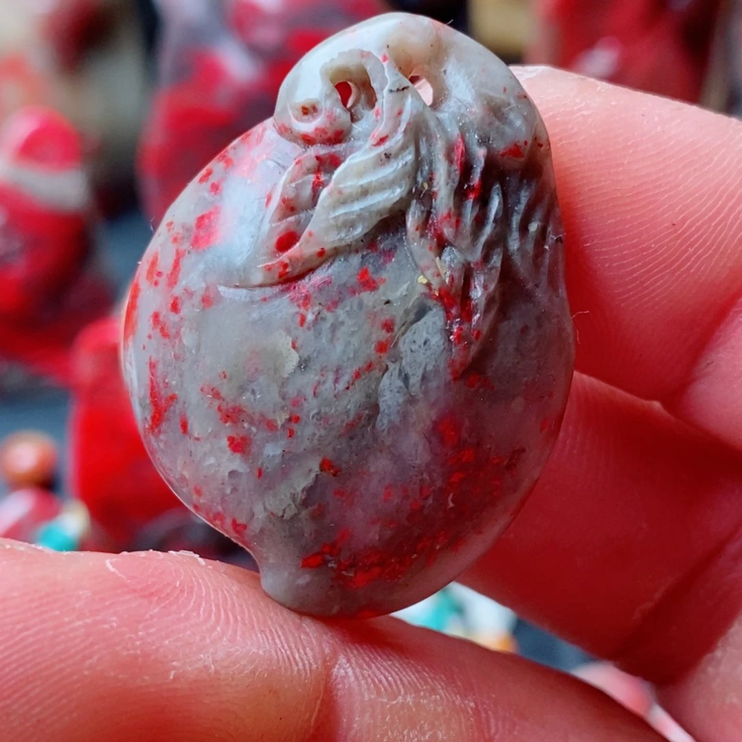 昌化鸡血石昌化鸡血石挂件