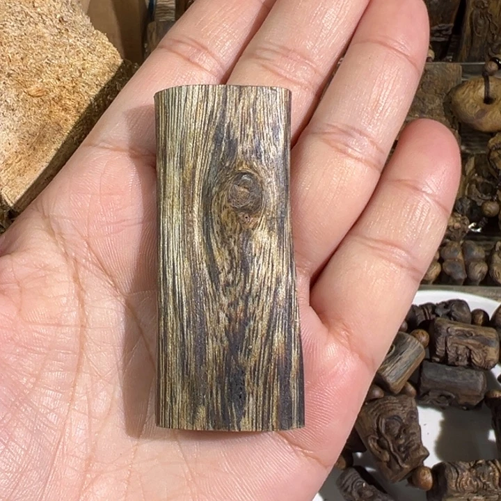 沉香碎屑沉香白棋楠沉香牌9.4克