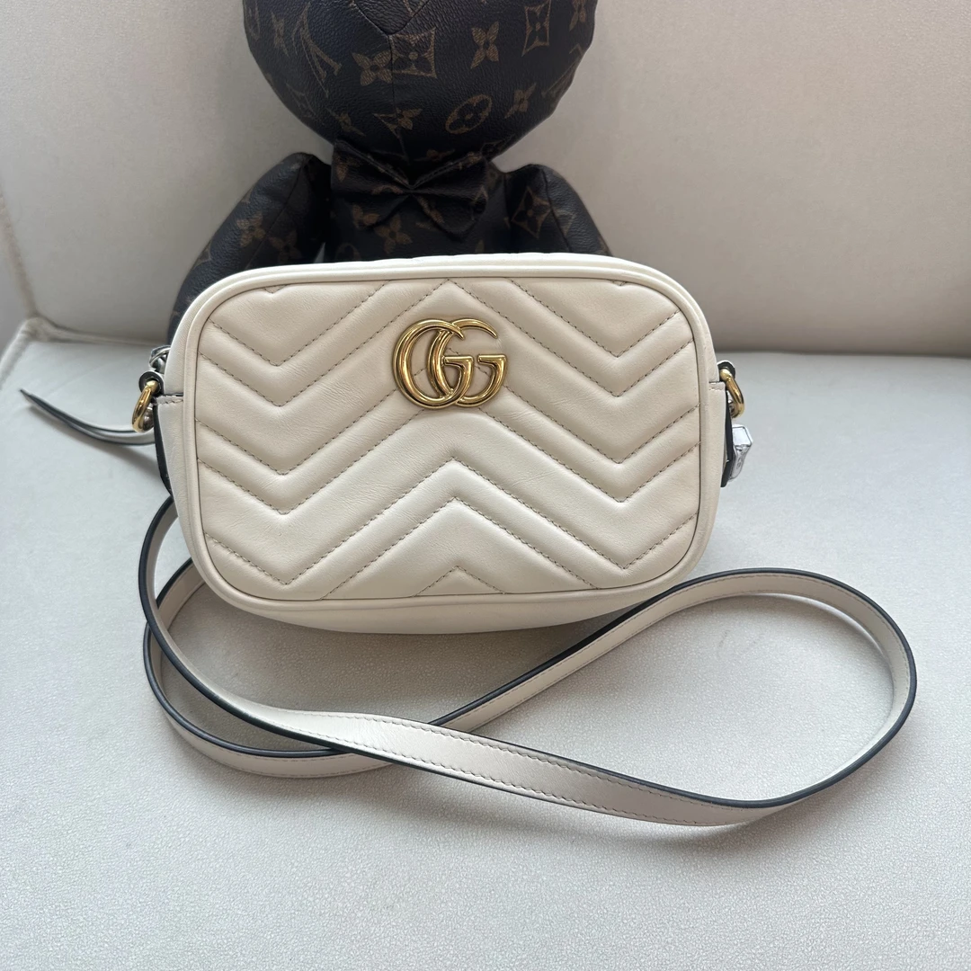 95新 GUCCI/古驰 白色相机包/95新/聪聪
