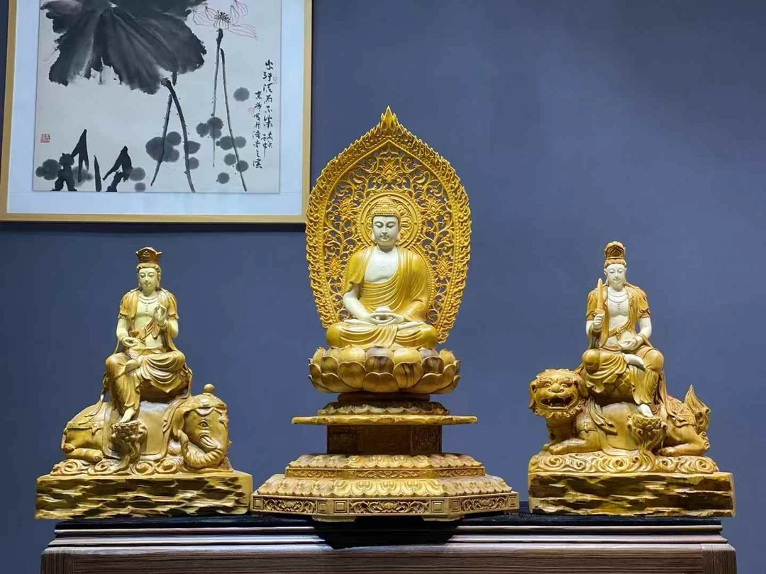 香樟木华严三圣木雕造像长50宽50.高52厘米