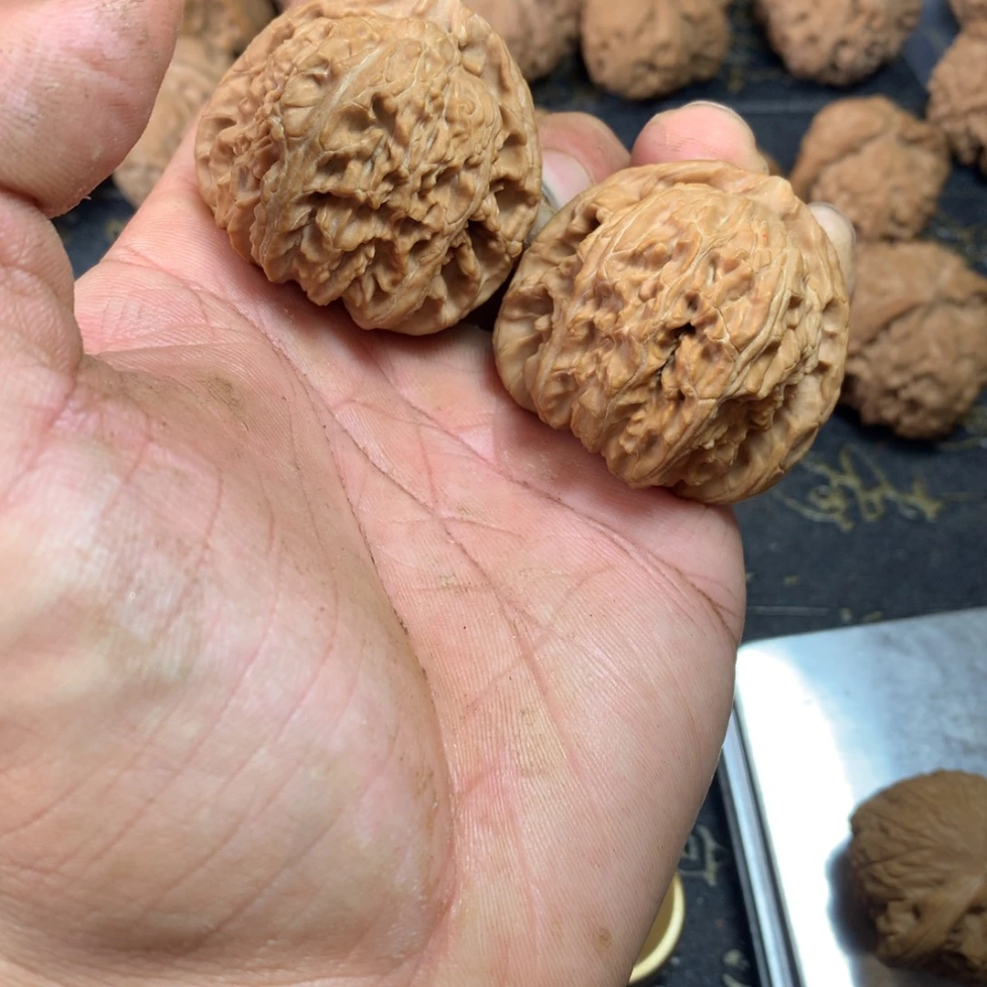 猴头核桃吊坠文玩核桃白狮子43