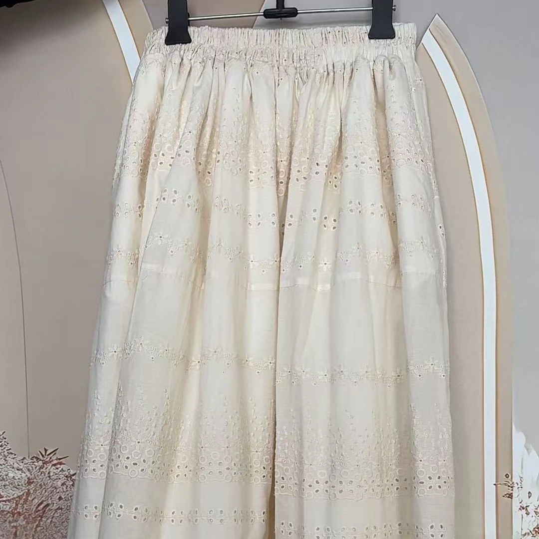 广樊服饰严选刺绣花朵拼接裙