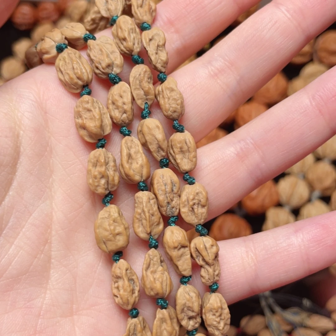 阳***赵吊坠文玩核桃蛤蟆