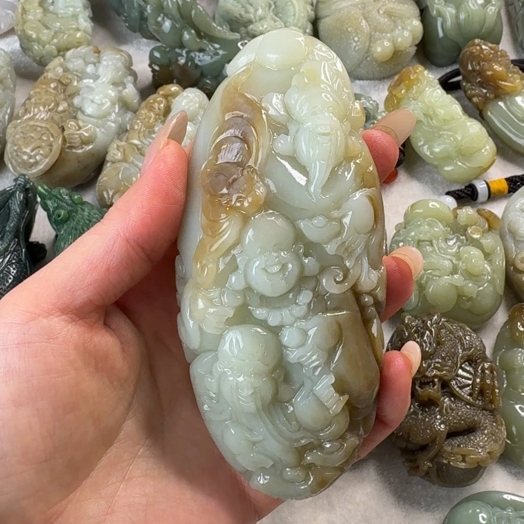 晚***6和田玉未镶嵌把件