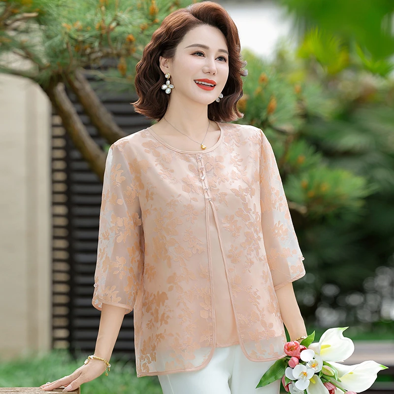 母亲节洋气妈妈装2025年夏季薄款宽松中年女装新中式中袖妈妈衬衫