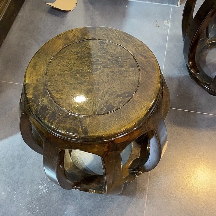 天***子楠木圆古凳四把…………