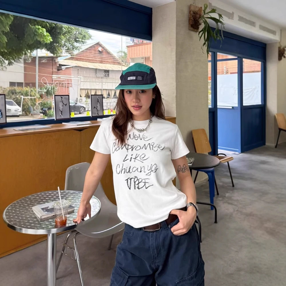 原创字母印花正肩短袖T恤女休闲百搭新款夏季圆领辣妹上衣女ins潮