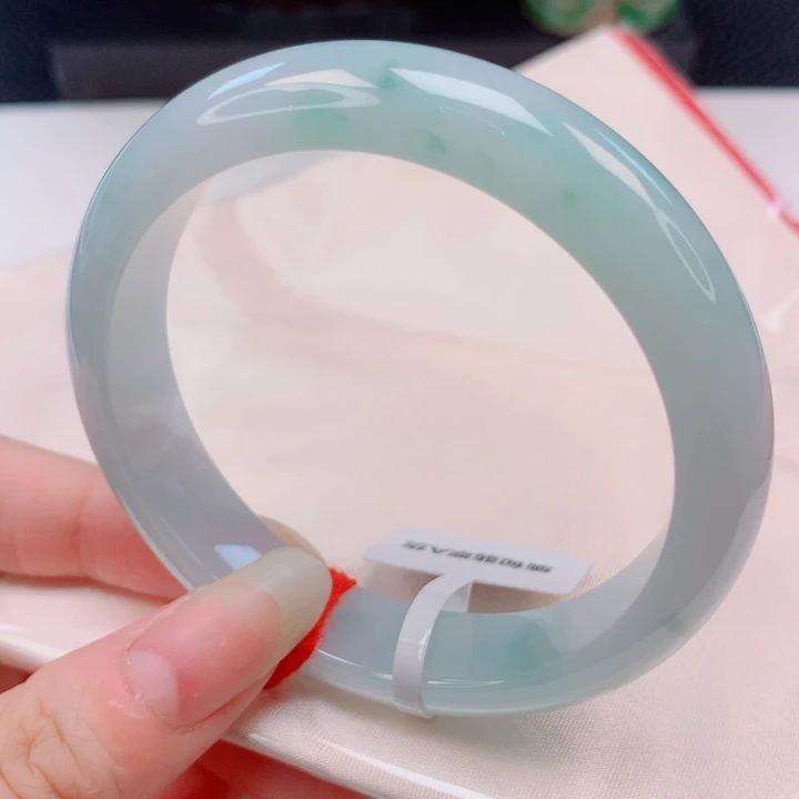 翡翠未镶嵌手镯55圈