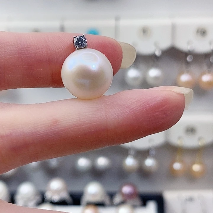 @***座银S925镶嵌淡水珍珠颈饰A