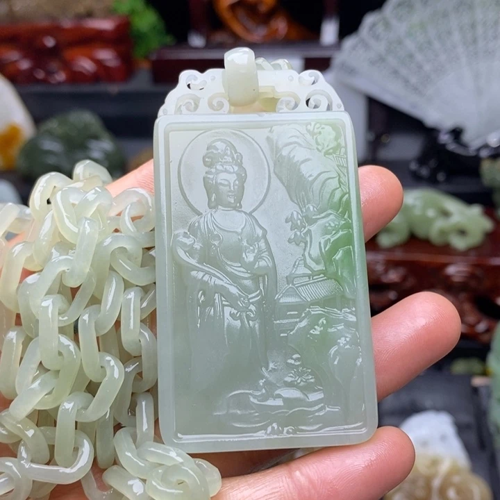 和田玉挂件未镶嵌悄**过