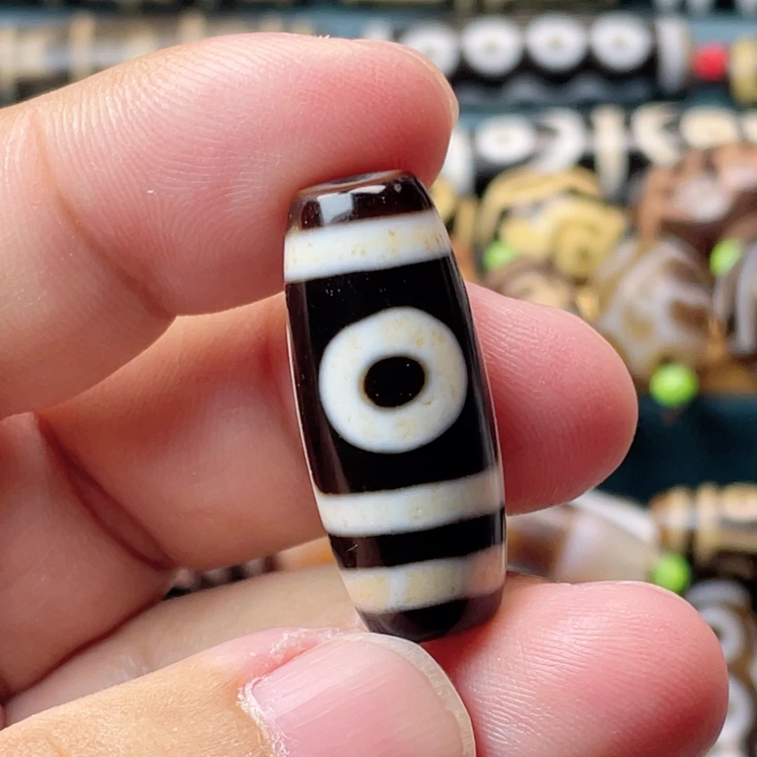 玛瑙/玉髓未镶嵌颈饰行运朱砂两眼