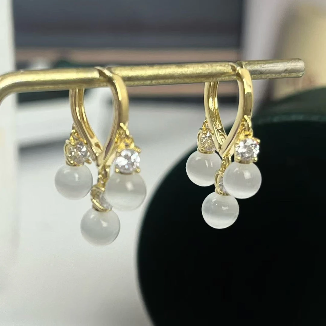 铜合金合成锆石耳饰 气质温柔百搭猫猫石耳环133