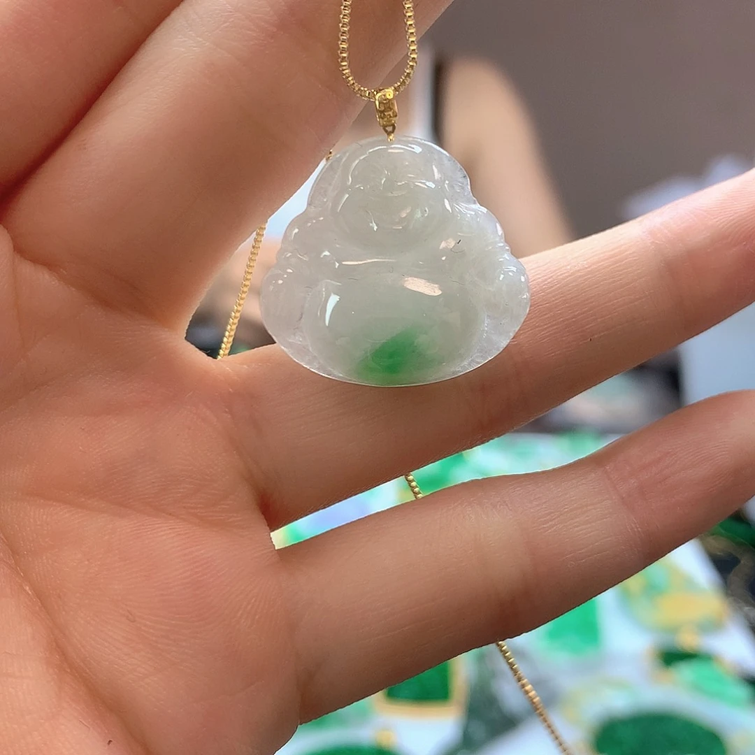 翡翠18K金镶嵌颈饰翡翠