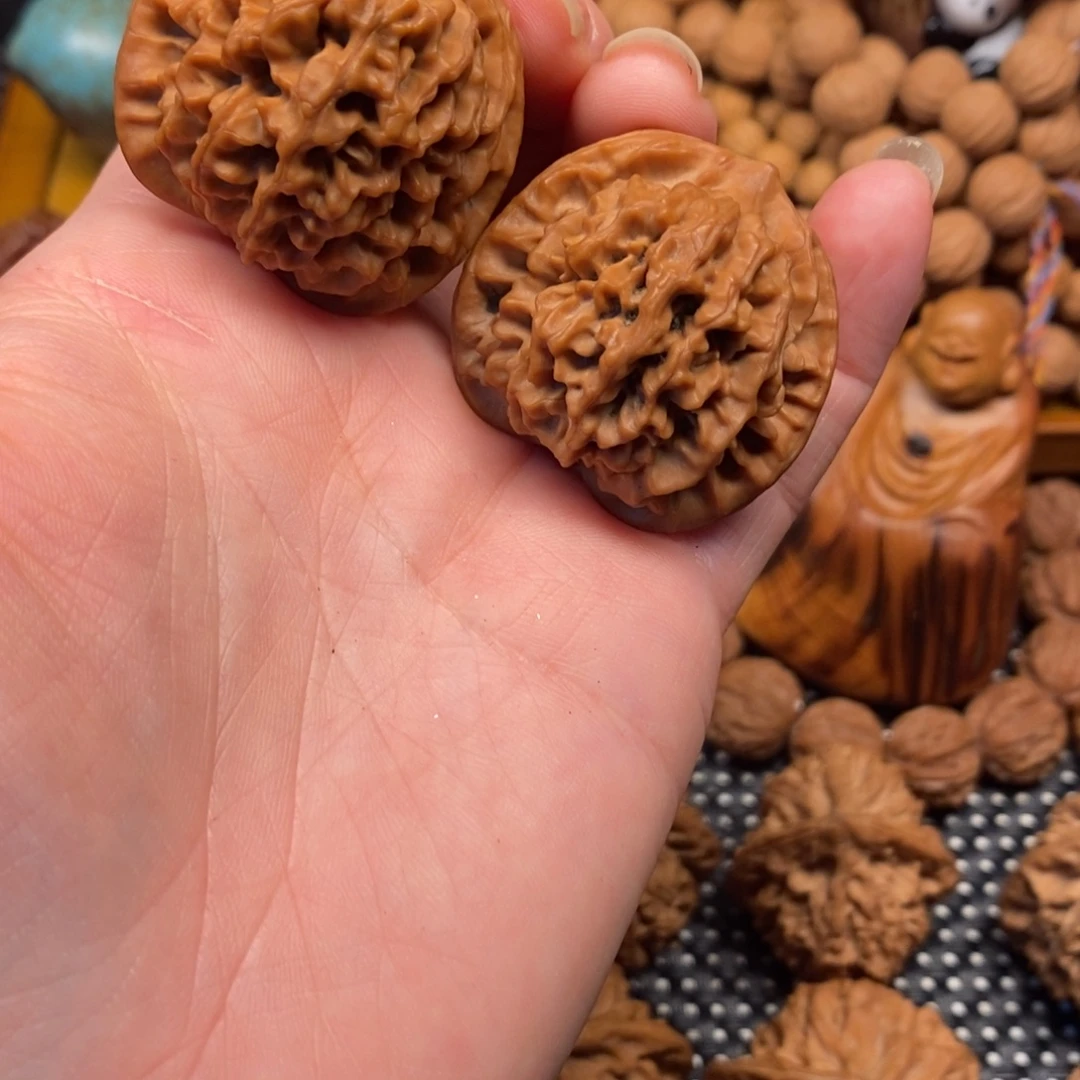 苹***树文玩核桃吊坠秦岭山地核桃秦闷