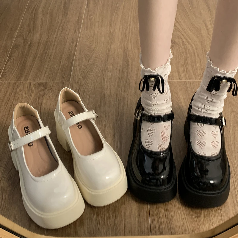 南在南方黑色法式复古粗跟厚底小皮鞋女2025新款玛丽珍浅口单鞋子