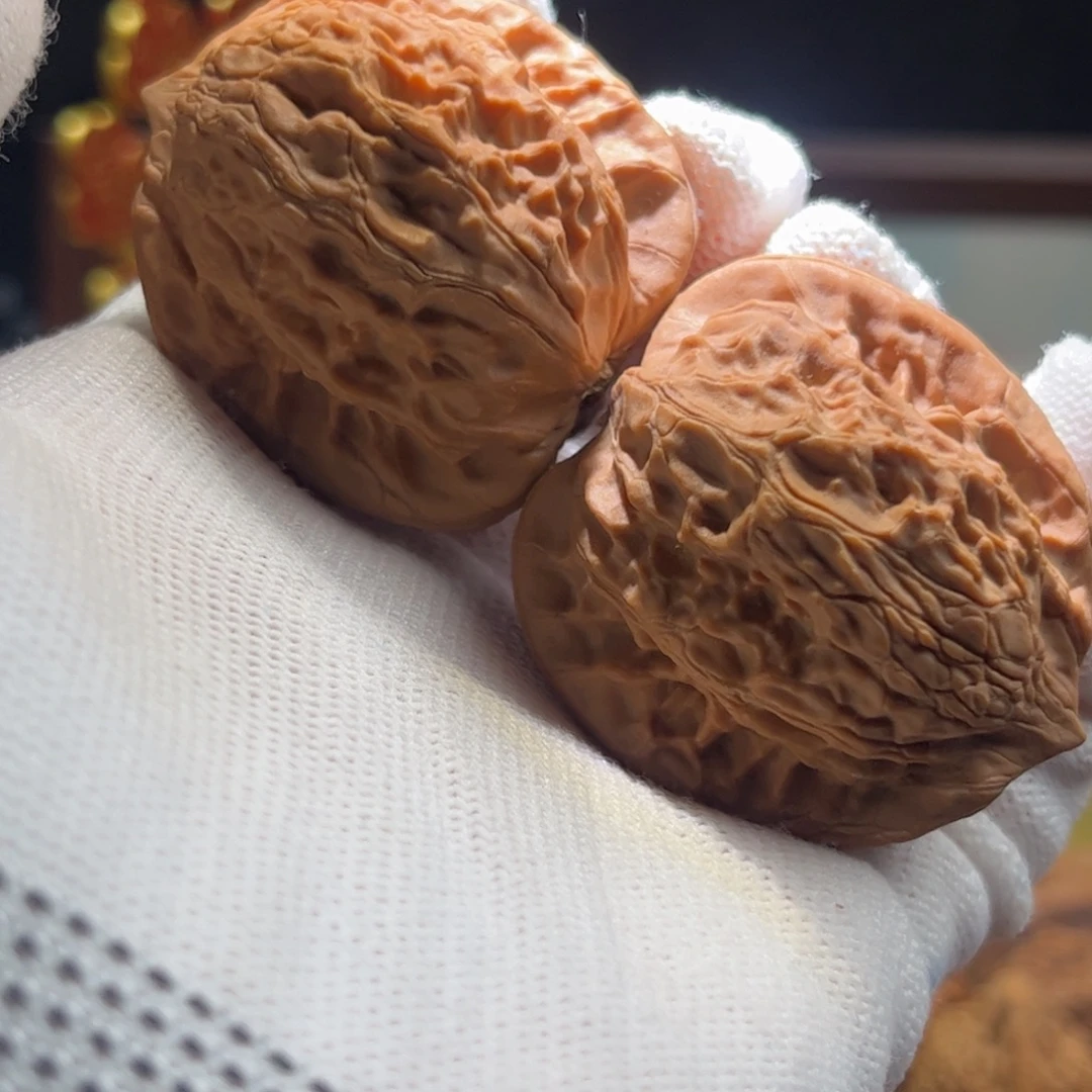 人***絮文玩核桃吊坠野生