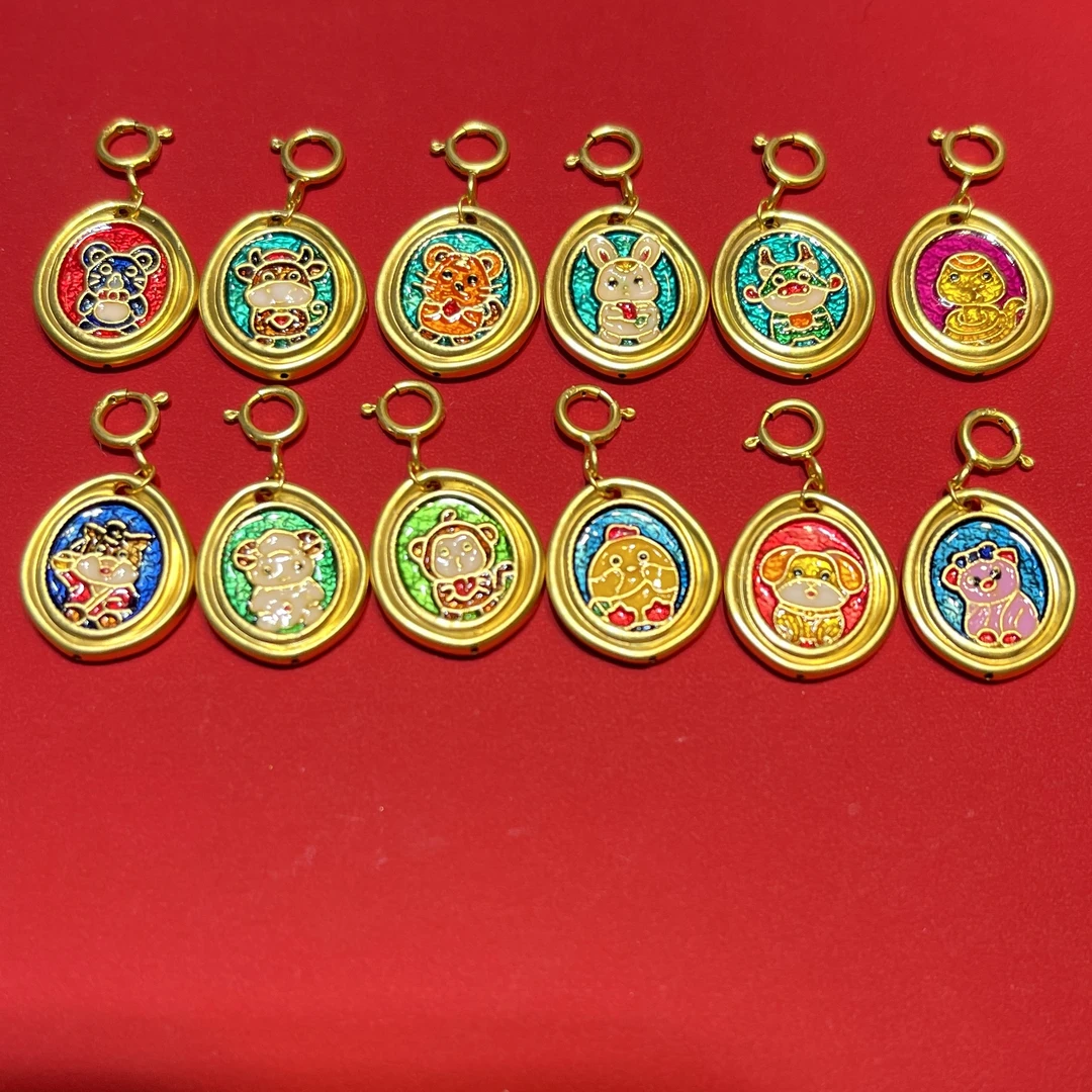 【宝曼珠宝】18K金六合贵人生肖小滴溜万能扣头配件多样性发货1件