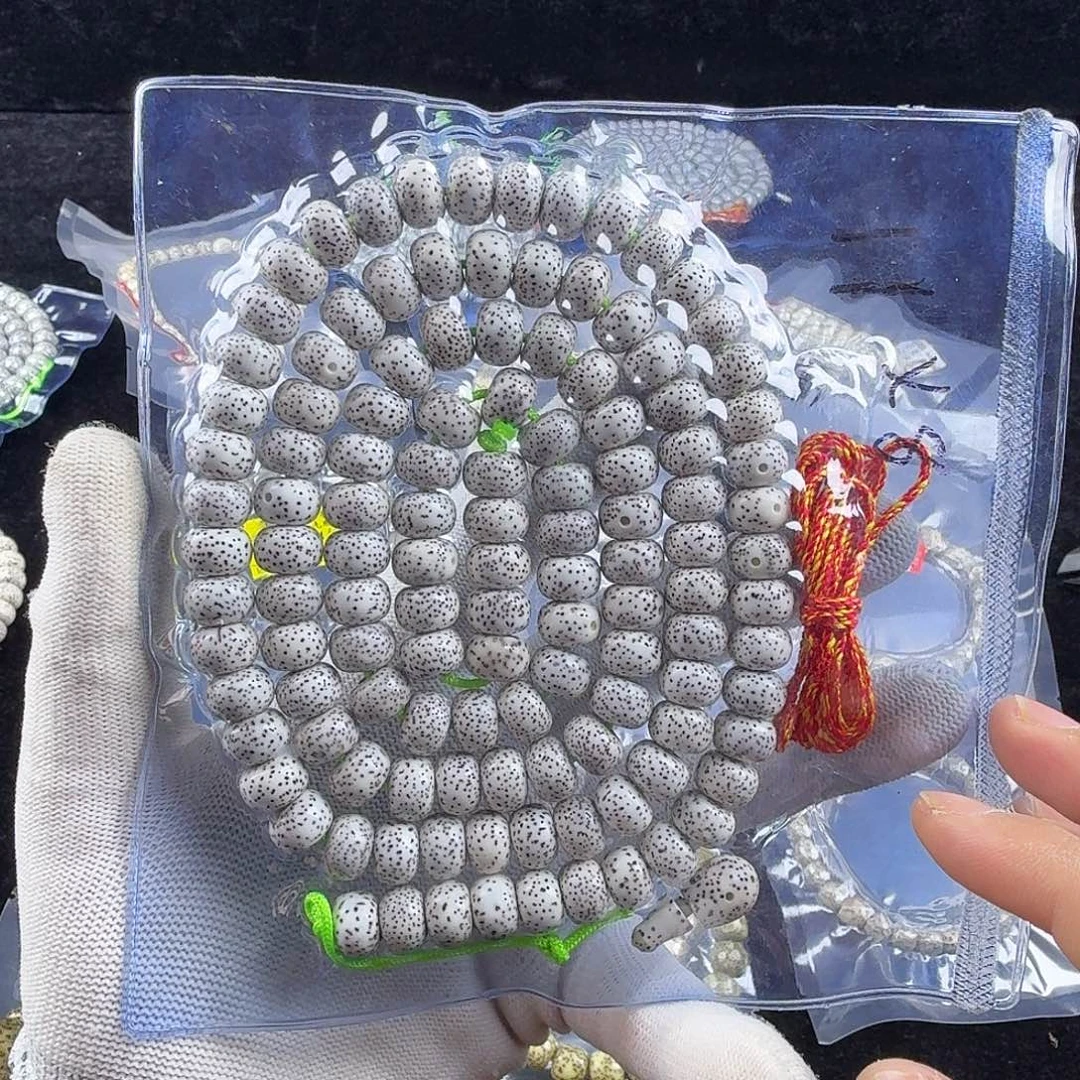 小***崔星月菩提吊坠藏式11