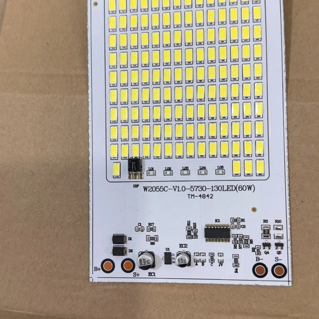 太阳能灯板3.7V60W