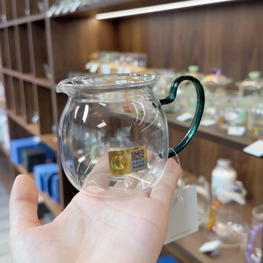 禾器美满墨绿色。。。。