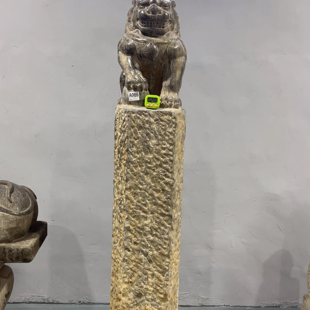 黑青石材质拴马桩