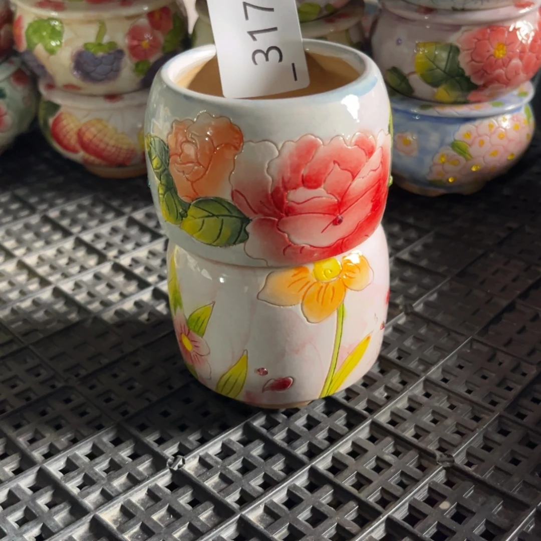 梦***5317多肉花盆   2个