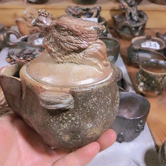 瓷片微瑕的凤凰宝瓶