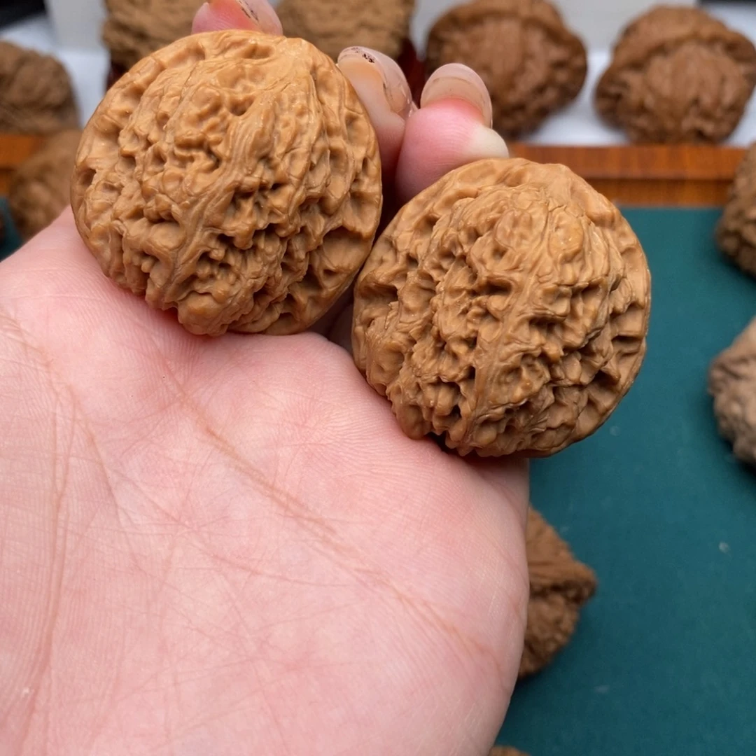 把件文玩核桃N*n37南疆石