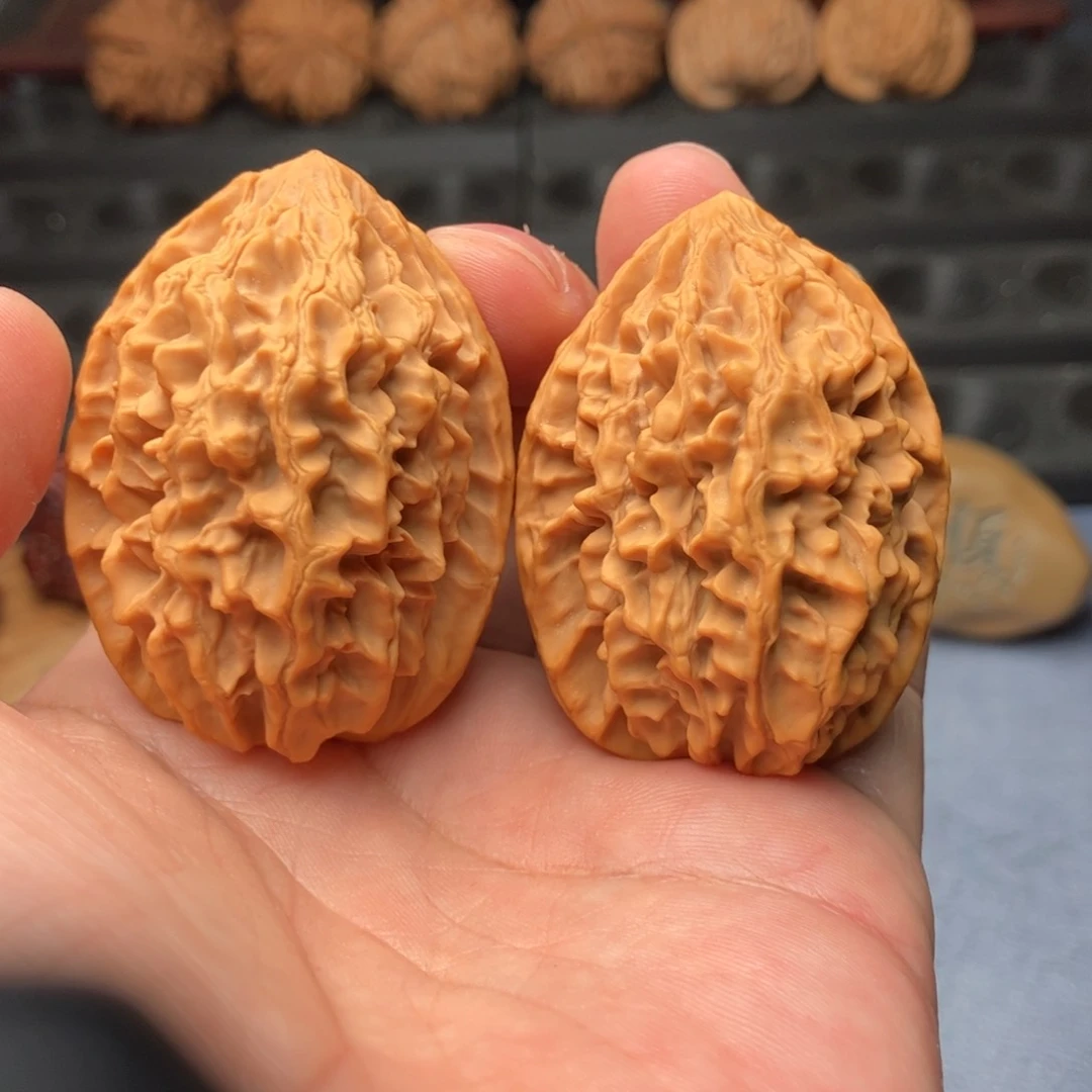 老***子文玩核桃把件招财鼠