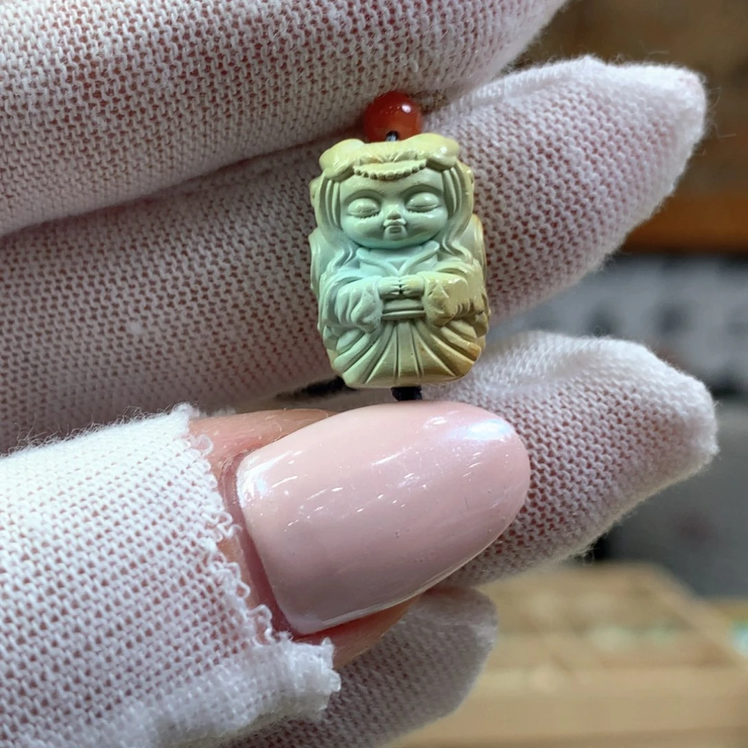 绿松石未镶嵌挂件