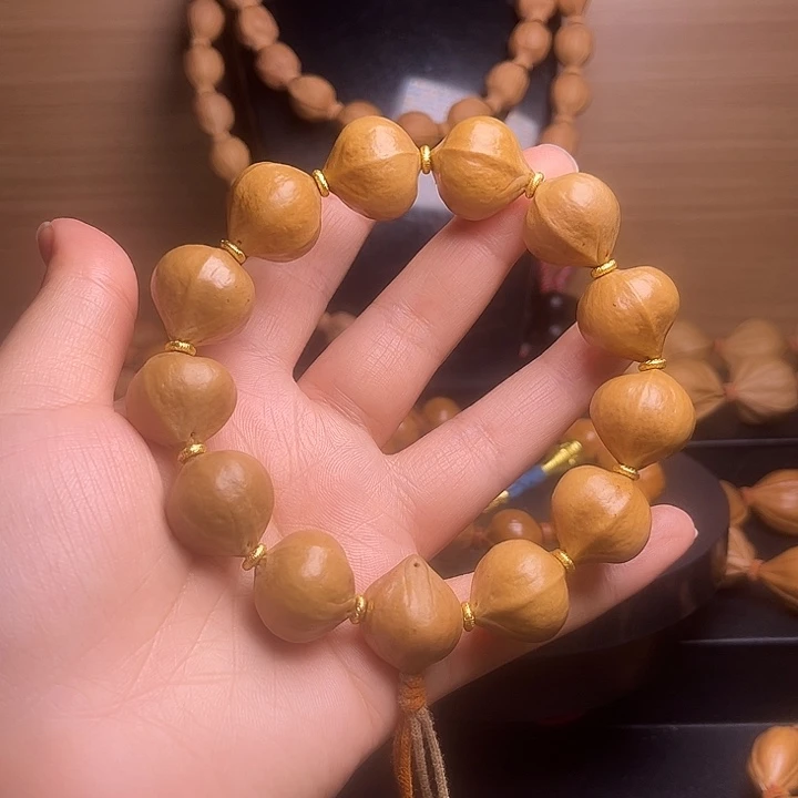 吊坠橄榄核正圆19.19