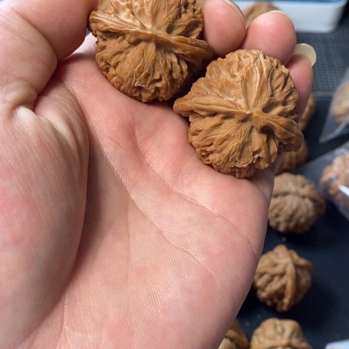 桃核吊坠4565435566