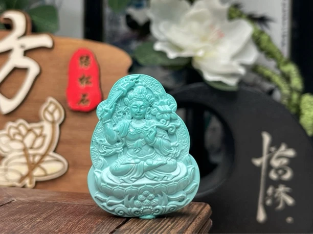 湖北原矿绿松石虚空藏观音牌子吊坠名家作品