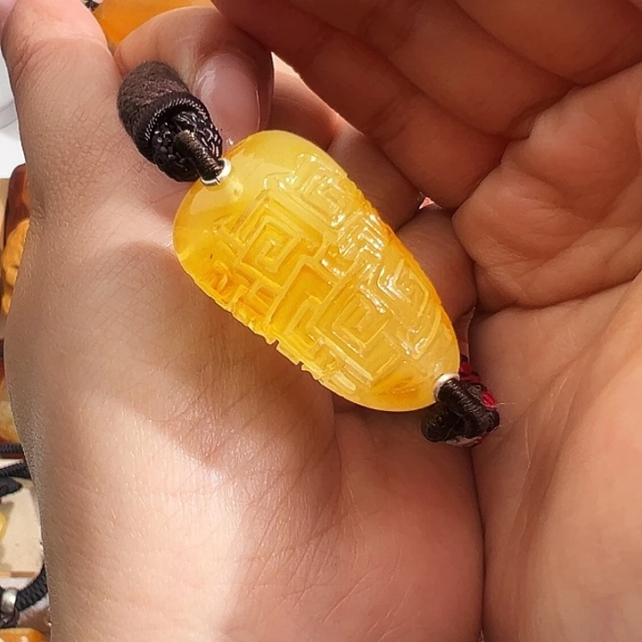 蜜蜡裸石未镶嵌我