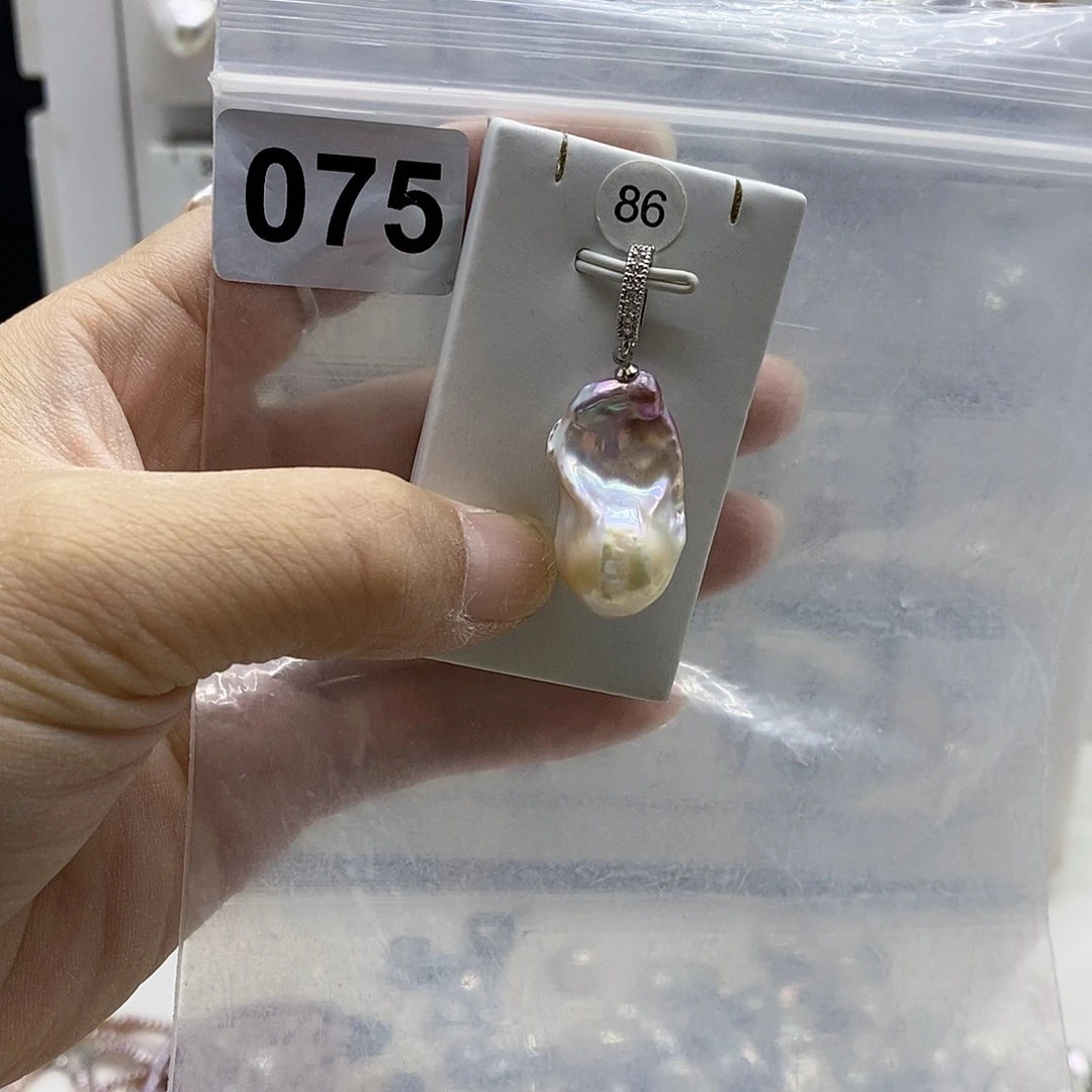 颈饰合金淡水珍珠