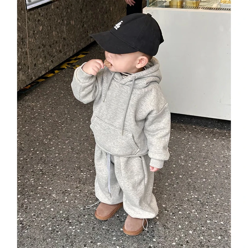 【001】灰色新款儿童休闲潮牌卫衣2025春装男童运动痞气两件套装