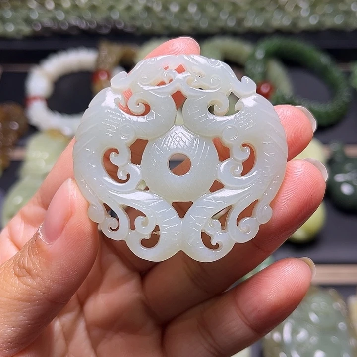 和田玉未镶嵌挂件