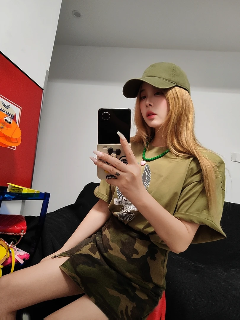 宠儿【2025夏季财神韩版2色老鹰印花时尚百搭体恤】