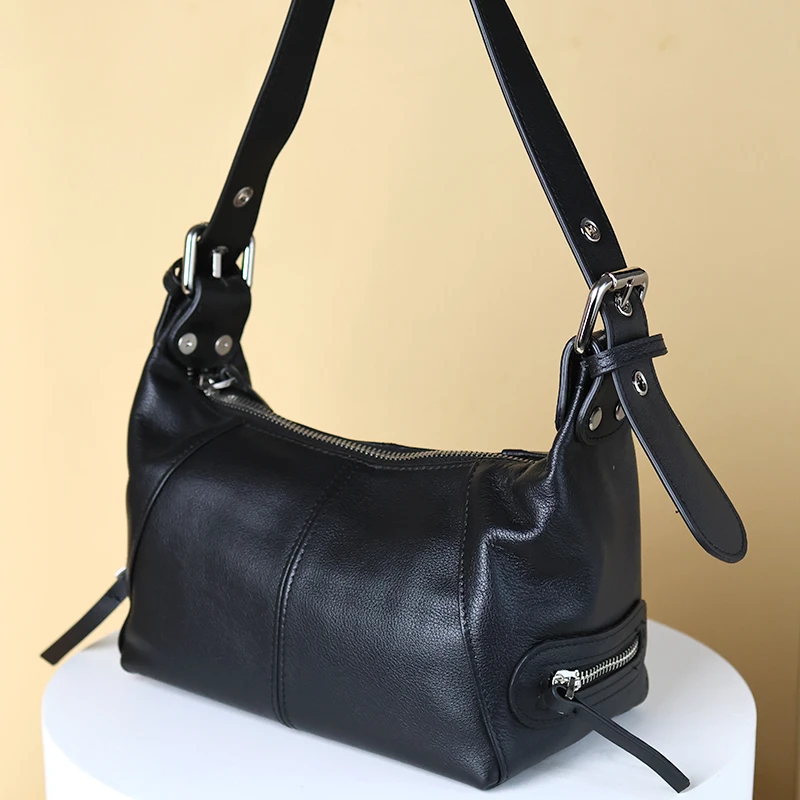 机车包拉链单肩包复古波士顿包简约肩包腋下时尚女士酷拽女孩包包