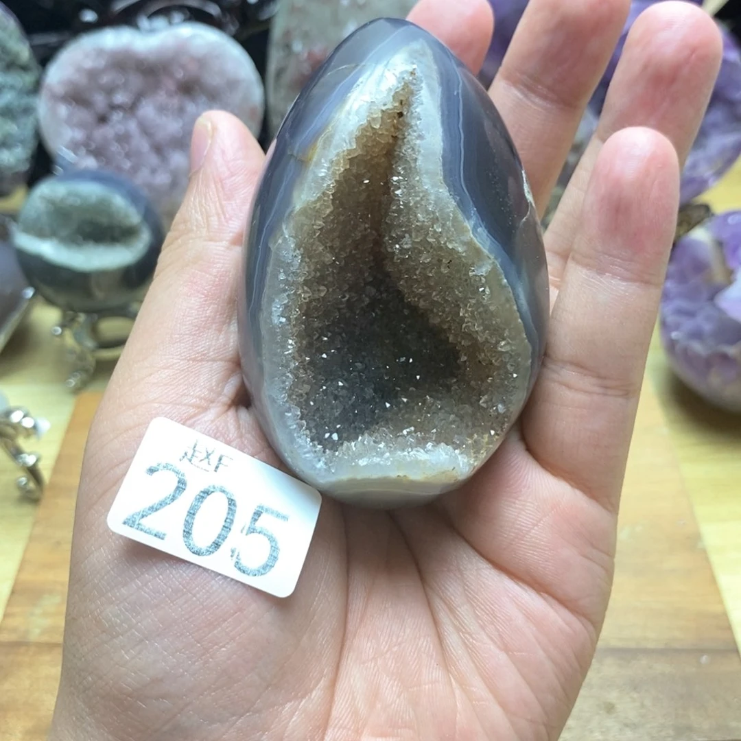 未镶嵌水晶大型摆件（非配饰）