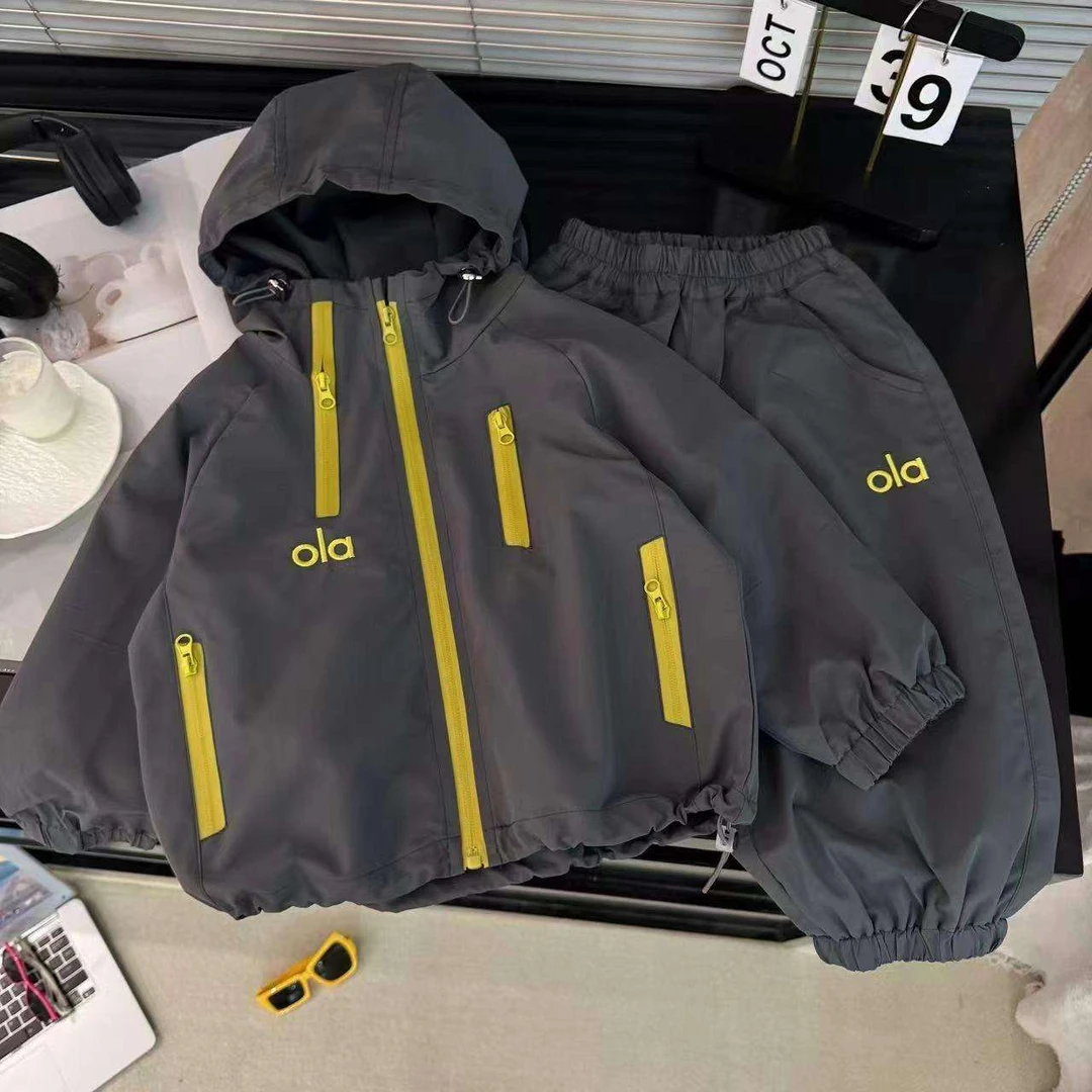 巴拉扣扣儿童套装2025外套秋装秋季男女童连帽两件套宝宝休闲外套