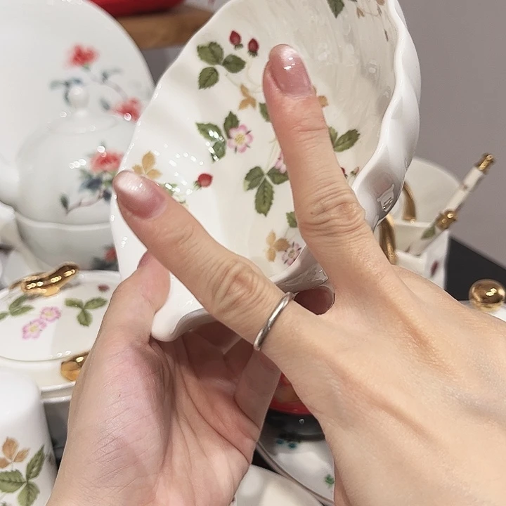 瓷片贝壳碗2个瓷片瓷片