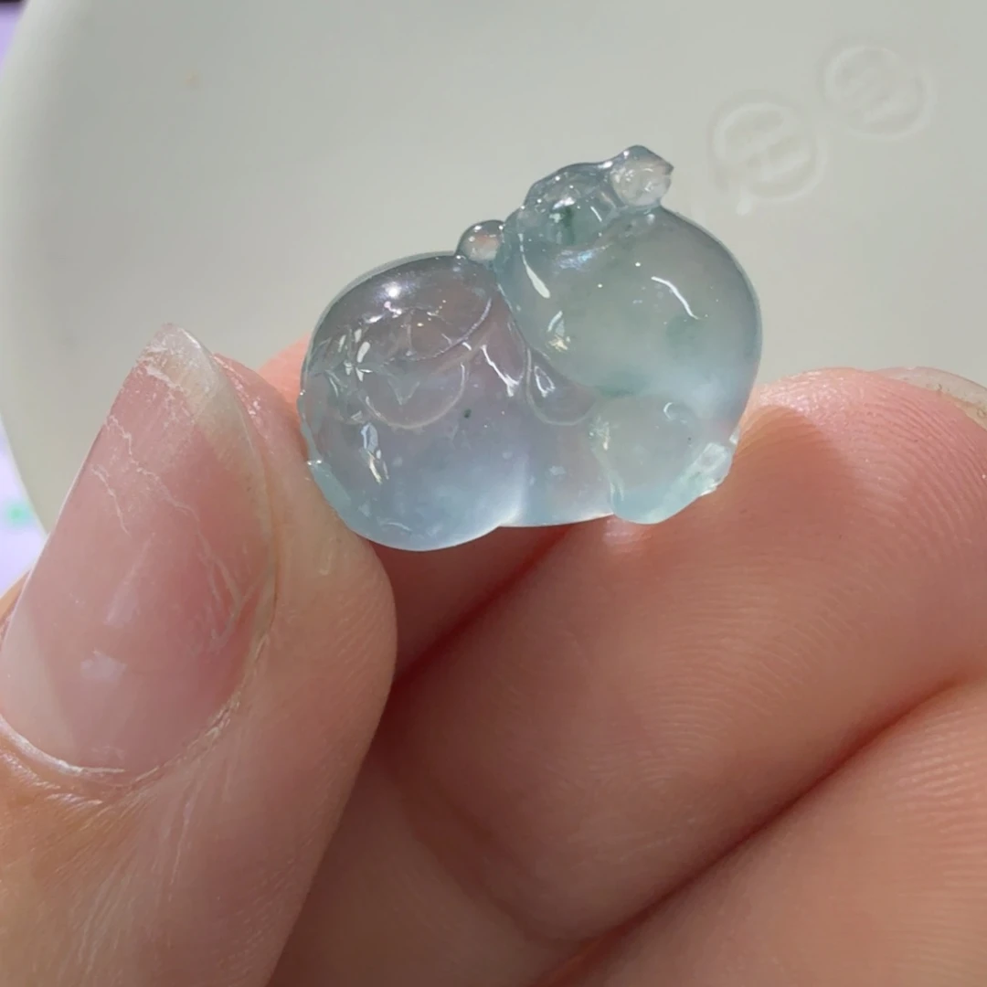 翡翠未镶嵌颈饰唐马