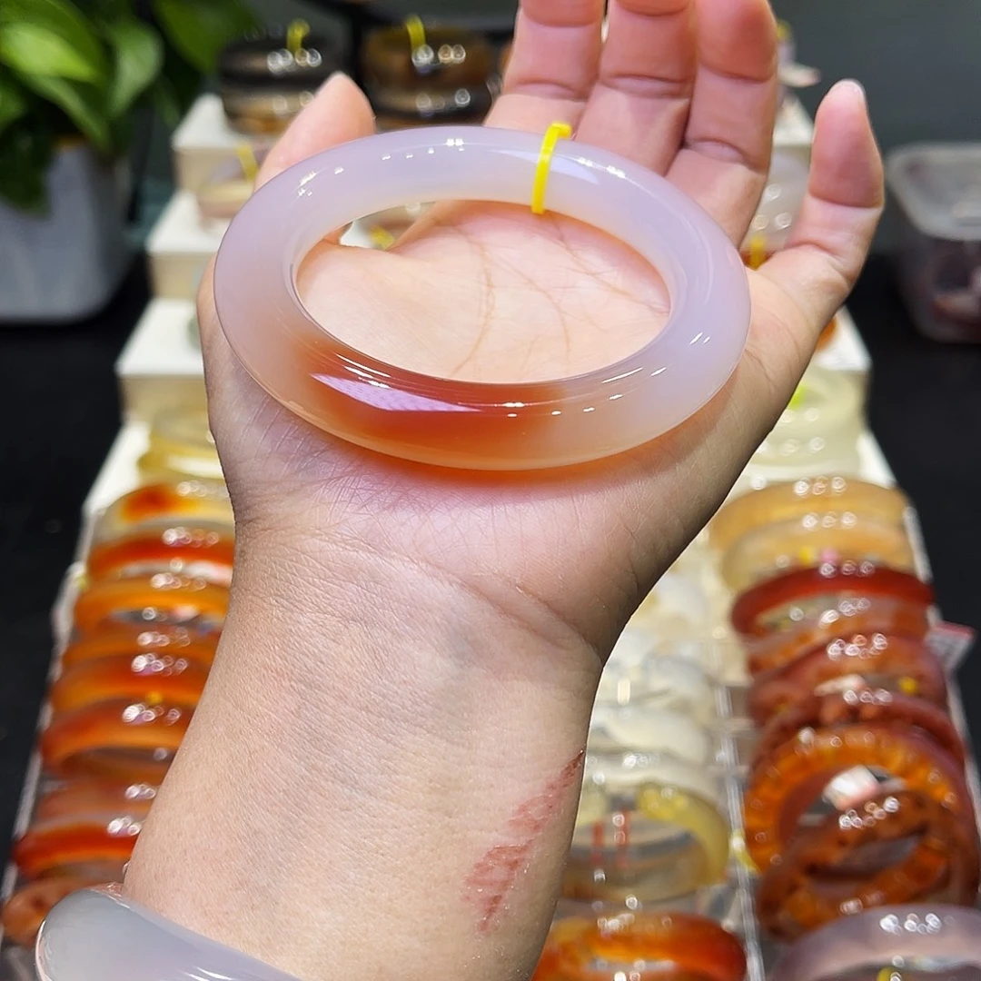 玛瑙/玉髓未镶嵌手镯