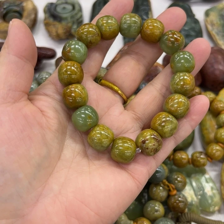 *****岫岩河磨玉（透闪石质玉）未镶嵌珠宝奇石