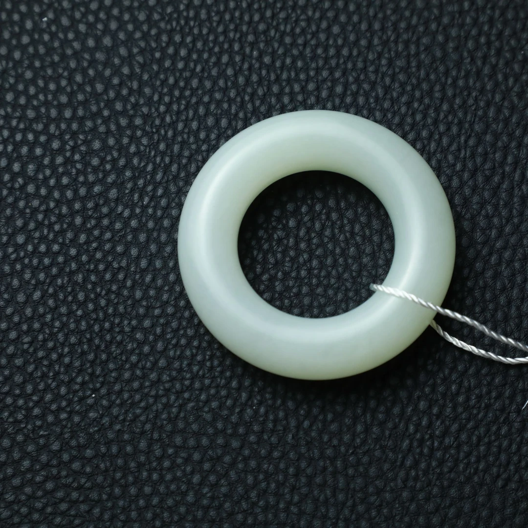 TCWWA06747清晚和田白玉玉环