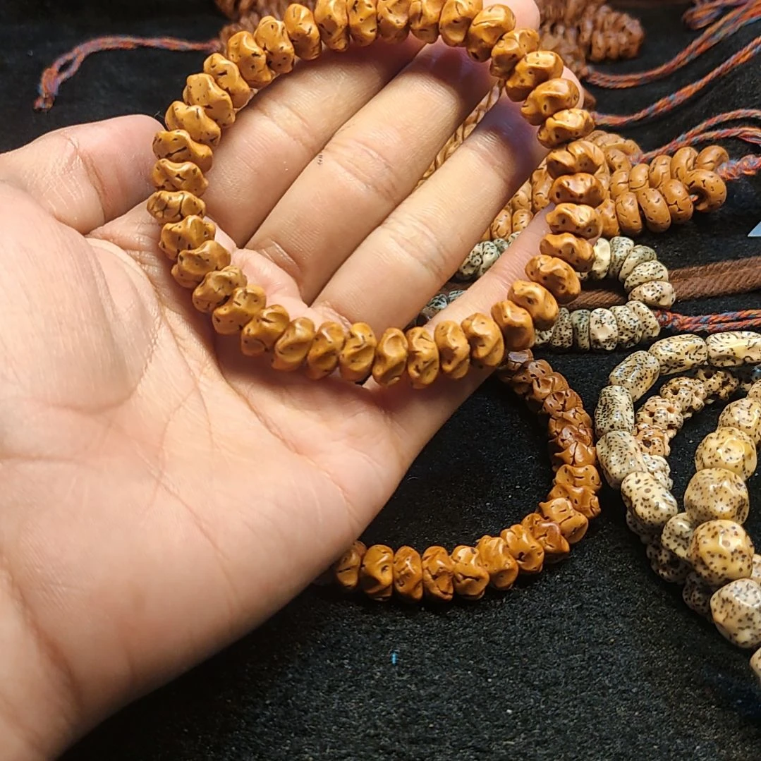 桃核手串花瓣原生态