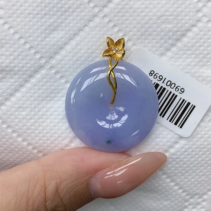 颈饰18K金镶嵌翡翠