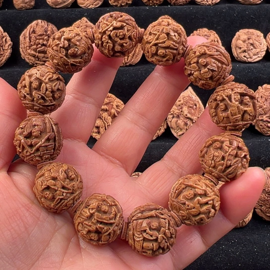 吊坠桃核桃核雕刻