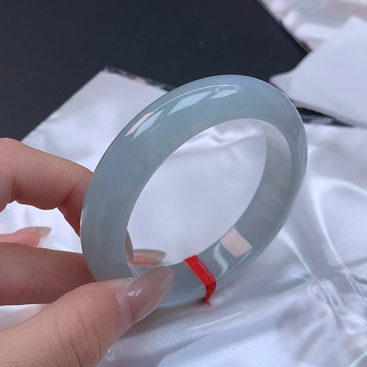 翡翠未镶嵌手镯57